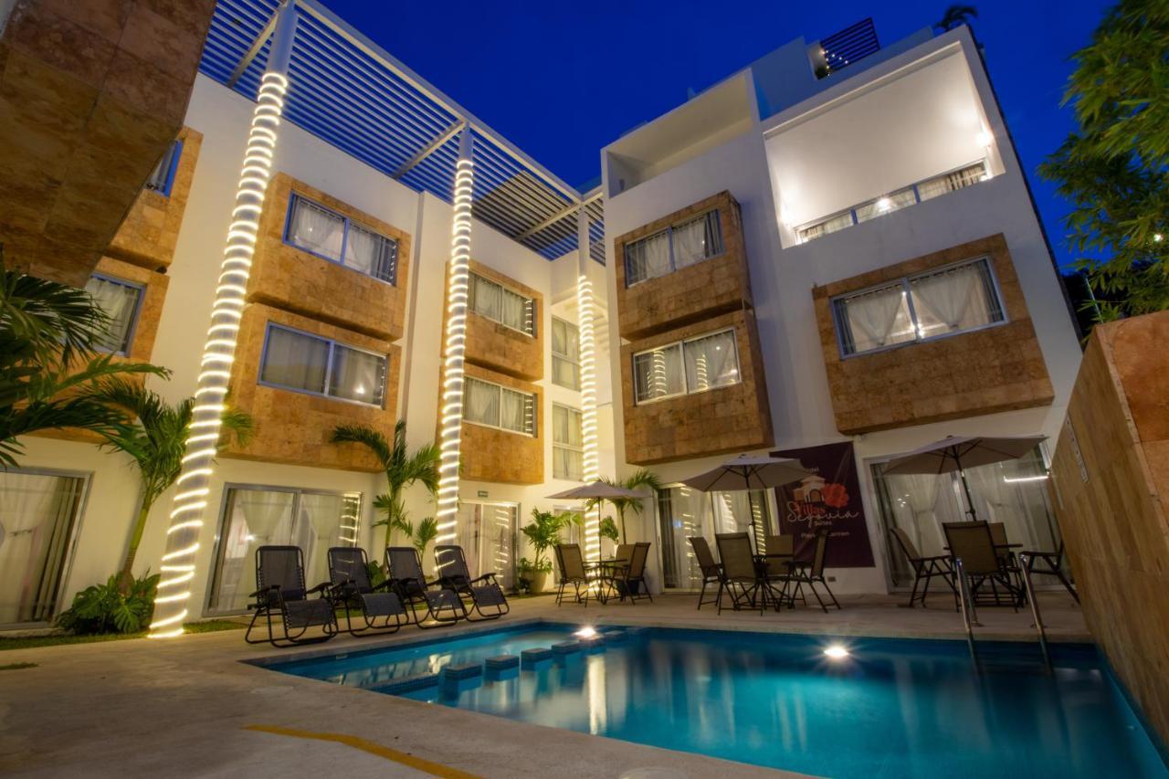 Hotel Villas Segovia Playa Del Carmen Exterior photo