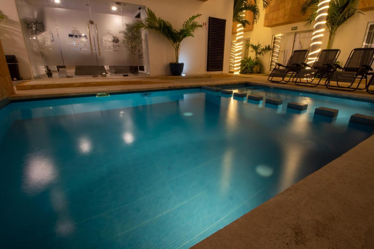 Hotel Villas Segovia Playa Del Carmen Exterior photo