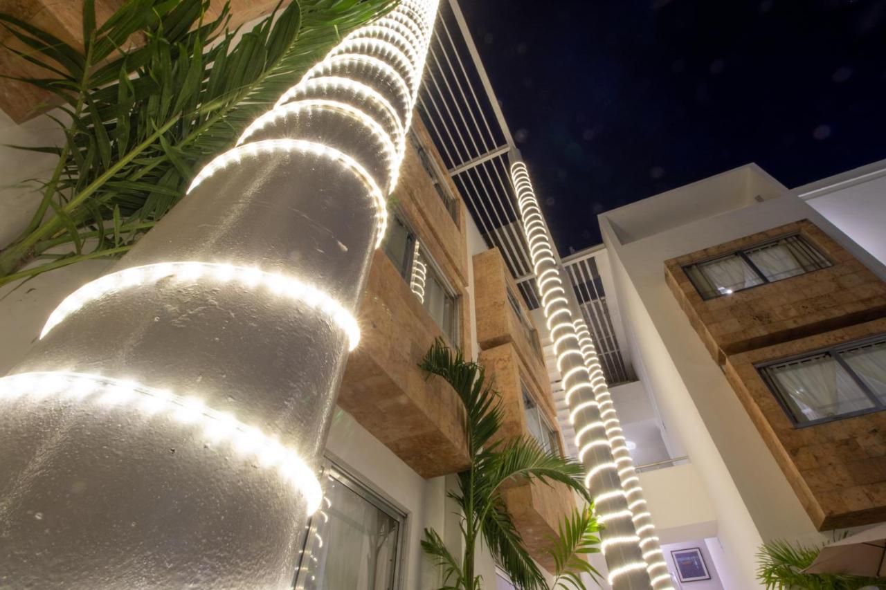 Hotel Villas Segovia Playa Del Carmen Exterior photo
