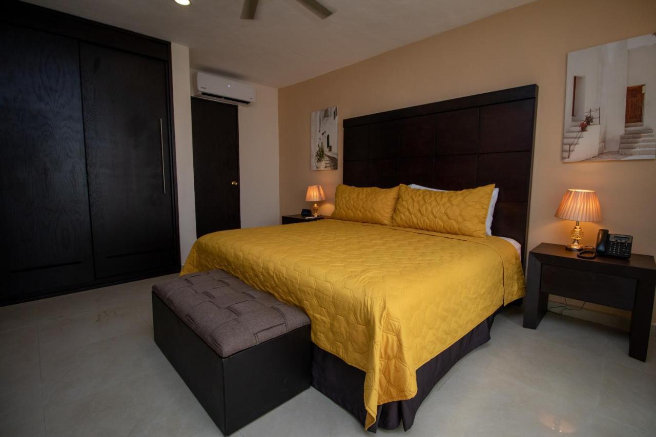 Hotel Villas Segovia Playa Del Carmen Exterior photo