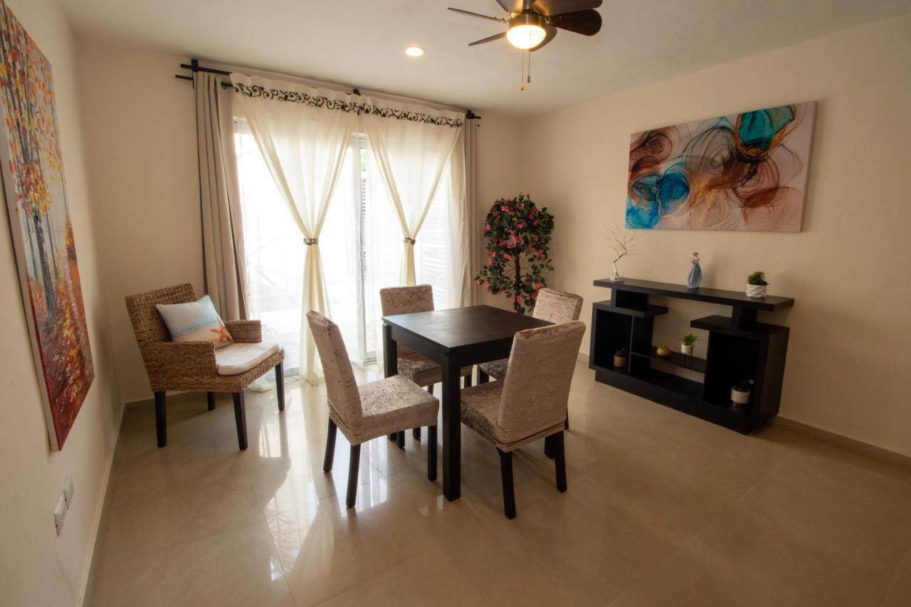 Hotel Villas Segovia Playa Del Carmen Exterior photo