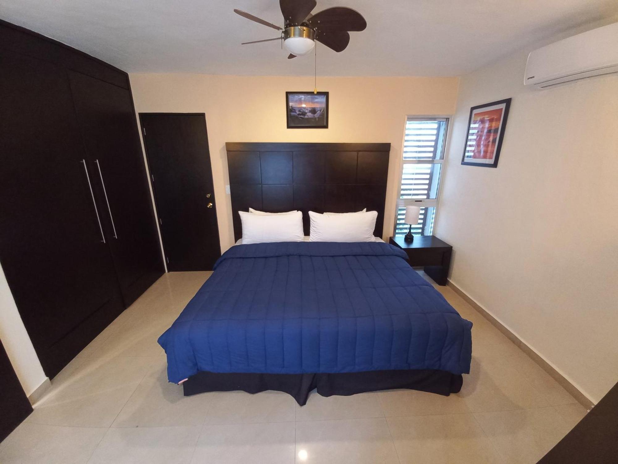 Hotel Villas Segovia Playa Del Carmen Exterior photo